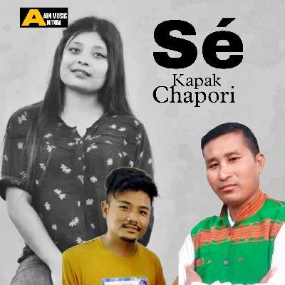 Sé Kapak Chapori, Listen the song Sé Kapak Chapori, Play the song Sé Kapak Chapori, Download the song Sé Kapak Chapori